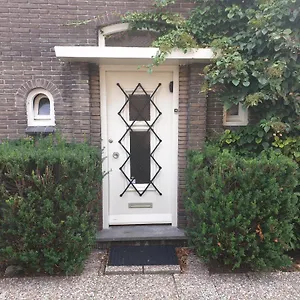 Bed&bye Schiphol Privatunterkunft